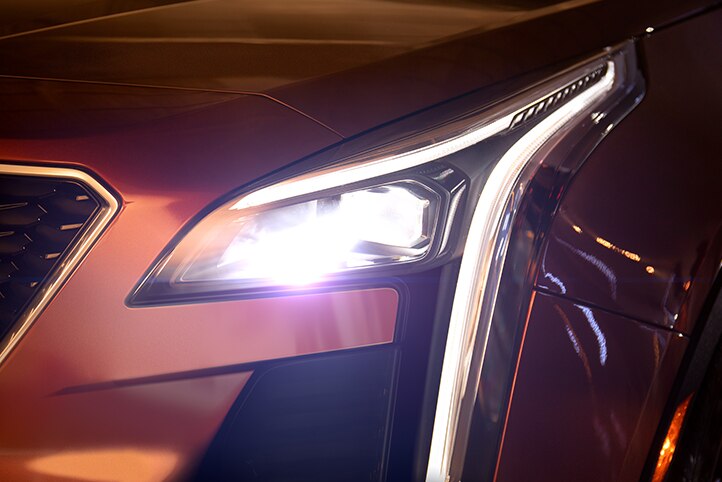 Faros LED con tecnología Intellibeam