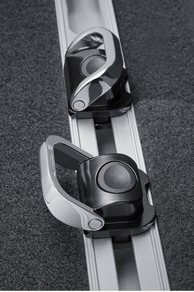 Deslizadores de carga con argolla de amarre para tu nueva SUV de lujo, Cadillac XT5 2025